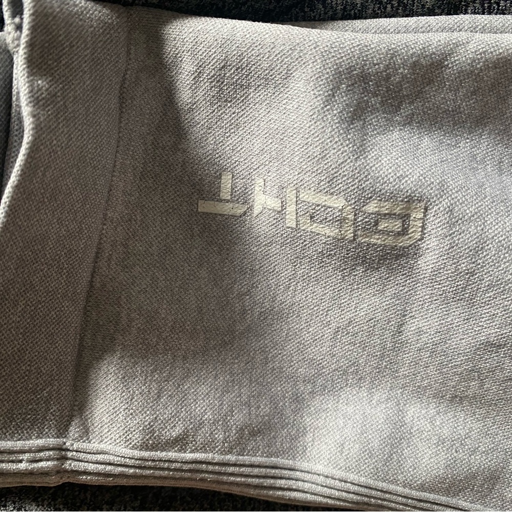 Grey and white Echt gym leggings